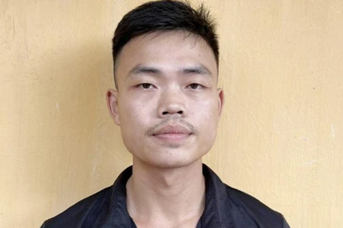 Bắt đối tượng dùng vũ khí 'nóng' đe dọa hàng xóm