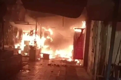 Hình ảnh Cảnh sát PCCC dập tắt vụ cháy tại quận Hai Bà Trưng