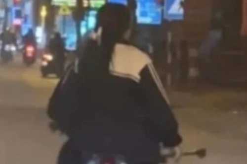 Điều tra, xử lý nhóm thanh thiếu niên mang hung khí gây ảnh hưởng tình hình an ninh trật tự