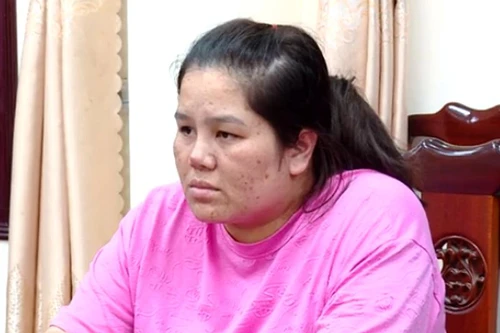 'Nữ quái' gom hàng qua mạng chiếm đoạt hơn 400 triệu đồng