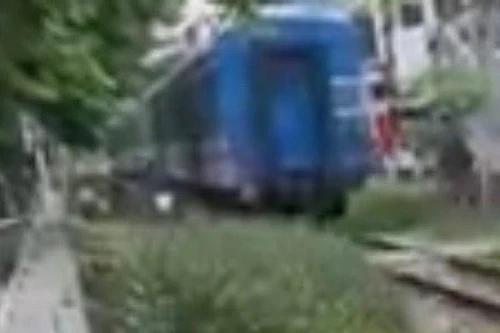 Tai nạn tàu hỏa khiến 2 nam học sinh thương vong 