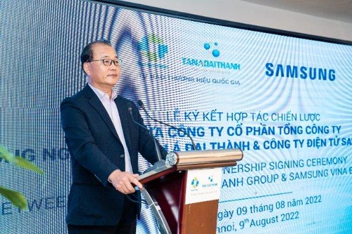 Tập đoàn Tân Á Đại Thành trở thành đối tác chiến lược của Samsung Vina
