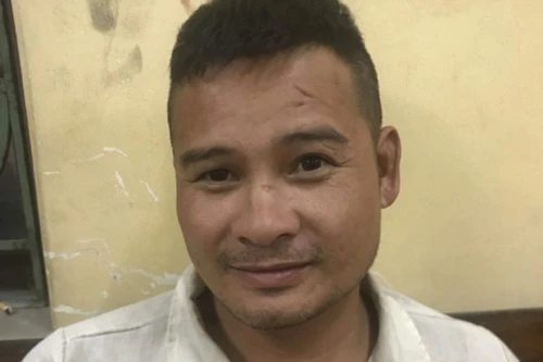 Khởi tố đối tượng xin tha vi phạm không được, đã dùng dao tấn công Cảnh sát