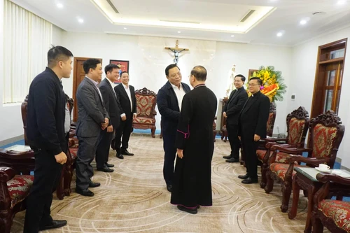 Công an Hà Nội chúc mừng Giáng sinh Tổng Giám mục, Tổng giáo phận Hà Nội