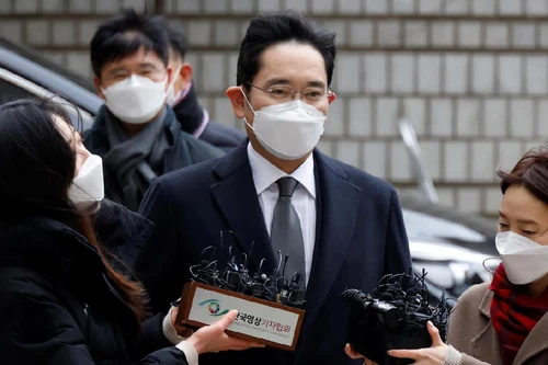 Khoảng trống lãnh đạo khi người thừa kế Tập đoàn Samsung lĩnh án 