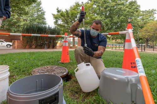 “Vũ khí chiến lược” chống Covid-19 của Đại học Virginia 