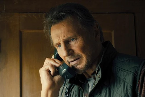 Xem Liam Neeson trừ gian, diệt bạo trong “Tay xạ thủ”