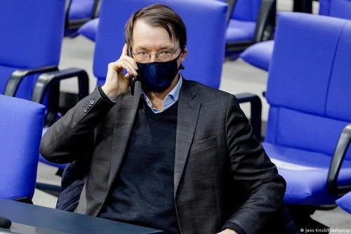 Giới chức Đức bị “bắt nạt” trên mạng vì ủng hộ thắt chặt chống đại dịch