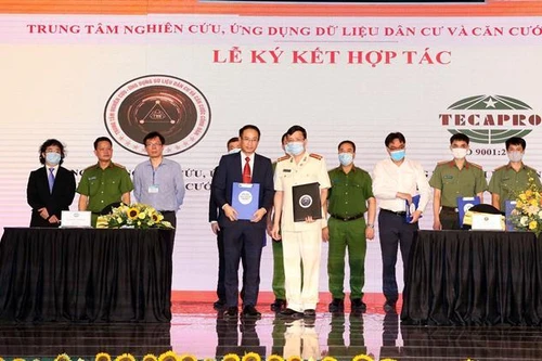 Thành lập Trung tâm Nghiên cứu, ứng dụng dữ liệu dân cư, căn cước công dân 