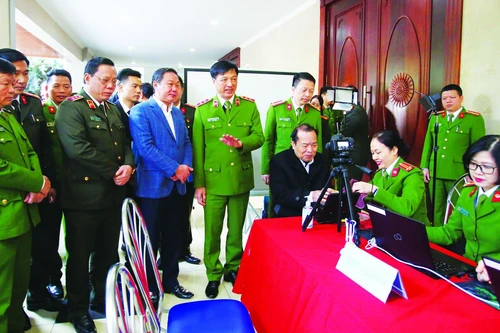 Phía sau bao công sức, mồ hôi của Cảnh sát quản lý hành chính Công an Thủ đô 