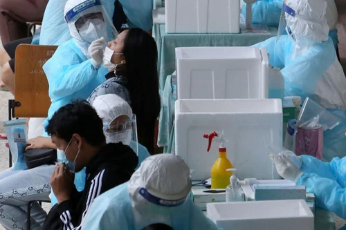 Thái Lan báo động tình trạng thiếu giường vì quá tải bệnh nhân Covid-19 