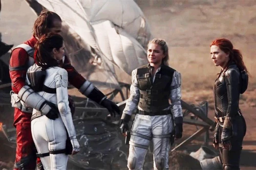 Black Widow: Màn độc diễn quyến rũ của Scarlett Johansson