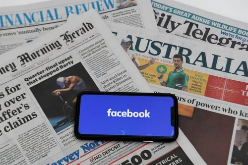 Quyết chiến với các “gã khồng lồ” công nghệ toàn cầu 