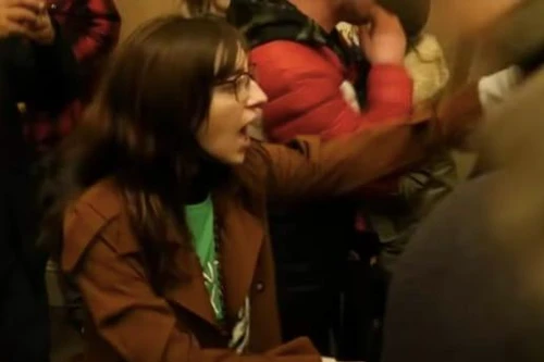 Máy tính của Chủ tịch Hạ viện Mỹ bị đánh cắp và suýt bán cho Nga 