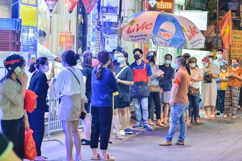 Không lơ là chủ quan khi dần trở lại trạng thái bình thường mới