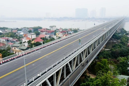 Diện mạo mới của cầu Thăng Long