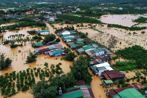 Biến đổi khí hậu khiến thiên tai ở Việt Nam ngày càng cực đoan hơn 