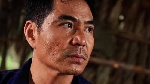 Diễn viên Trung Dũng trải qua những ngày mưa gió, bão tố trong “Cơn giông” 