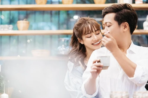 Diễn viên Nhã Phương: Trường Giang xây nhà, xây tổ ấm cho tôi 