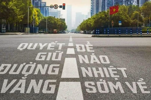 Hà Nội cùng cả nước sẽ sớm trở lại náo nhiệt như vốn có 