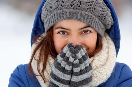 Giữ ấm cơ thể trong ngày rét đậm, rét hại: Nên và không nên 