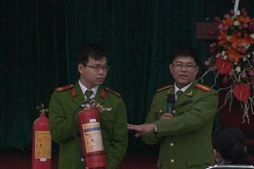 Tập huấn công tác PCCC tới các hội kinh doanh và nhân dân