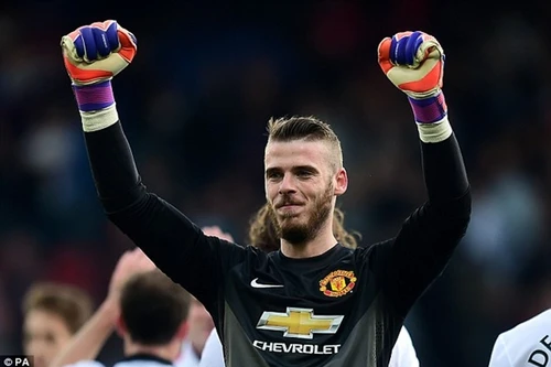 Real Madrid "đi đêm" với De Gea