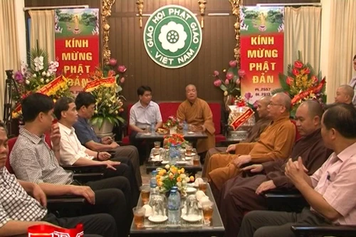 CATP Hà Nội chúc mừng Đại lễ Phật Đản 2013