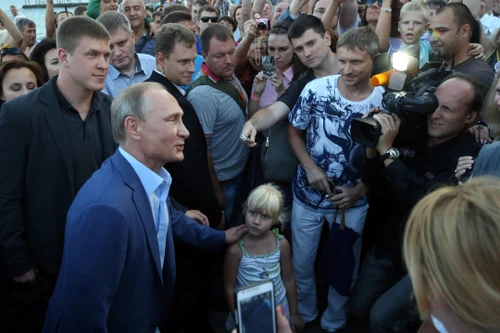 Tổng thống Nga V.Putin có chế độ bảo vệ an ninh nghiêm ngặt đến mức nào?