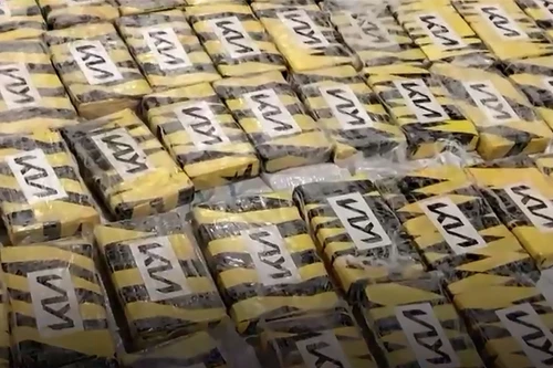 FSB triệt phá đường dây buôn lậu cocaine từ Colombia qua Nga sang EU