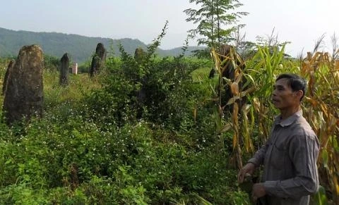 Bí ẩn khu mộ cổ mai táng Quan Mường