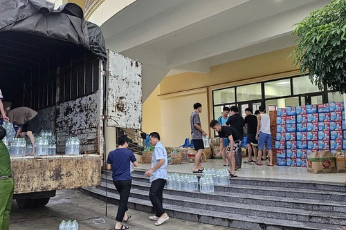 Văn phòng Cơ quan Cảnh sát điều tra Bộ Công an chung tay khắc phục hậu quả lũ lụt tại Thái Nguyên và Yên Bái