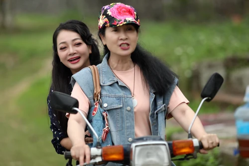 Khởi quay “Phía sau tấm màn nhung” của Đạo diễn Quản Trọng Phúc