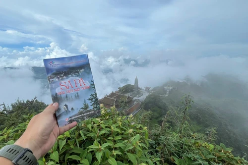 “Sa Pa giữa trời mây trắng” - Cuốn sách về một Sa Pa đa sắc, tươi mới