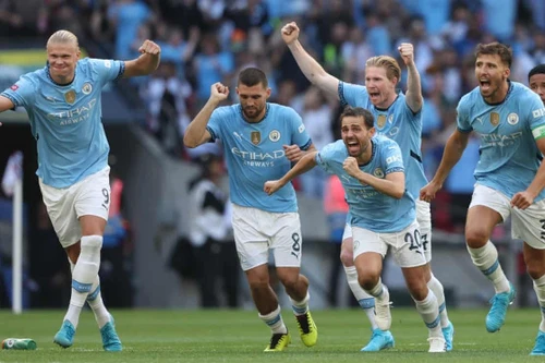 Sancho hóa tội đồ, MU cay đắng nhìn Man City đoạt Siêu cúp Anh