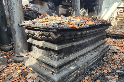 Yêu cầu bảo vệ khẩn cấp Bảo vật quốc gia Bàn thờ Phật bằng đá thời Trần tại ngôi chùa vừa bị cháy ở Phú Thọ