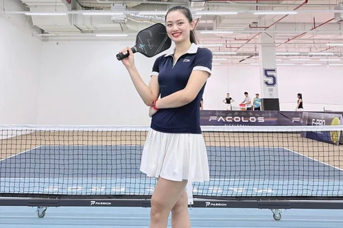 Hoa khôi bóng chuyền Thu Hoài và dàn sao thể thao mê Pickleball