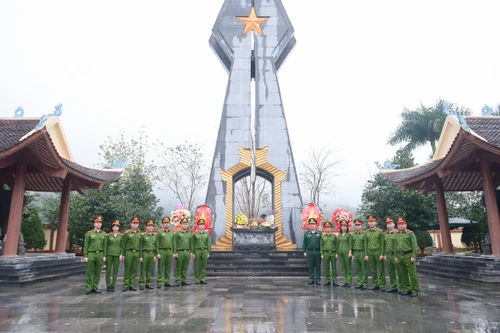 Hành trình “Tháng 3 biên giới- Biên cương tổ quốc tôi” 