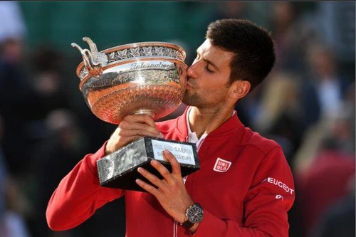 Chung kết đơn nam giải Pháp mở rộng: Djokovic đi vào lịch sử