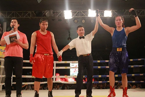 Sơn nữ không có đối thủ ở võ đài Number 1