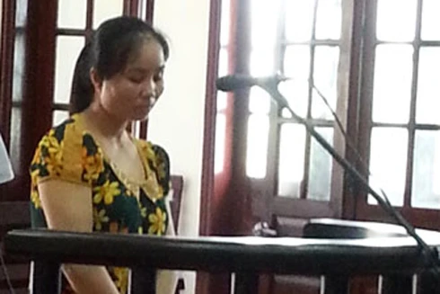 ​Lập hồ sơ khống chiếm đoạt trên 1,3 tỷ đồng