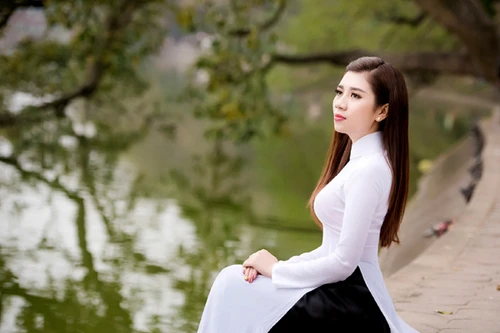 Á khôi Dương Yến Nhung: Sống chân tình, yêu hết mình