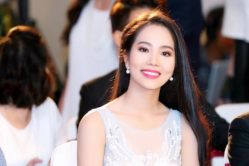 Người đẹp Áo dài Dương Kim Ánh sẽ "chinh phục" Hoa hậu Việt Nam 2016