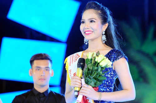 Nhan sắc rạng ngời của Người đẹp Áo dài Hoa hậu Biển Việt Nam 2016