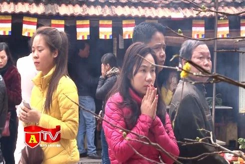 Đừng biến dâng sao giải hạn trở thành trò "mua thần, bán quỷ"