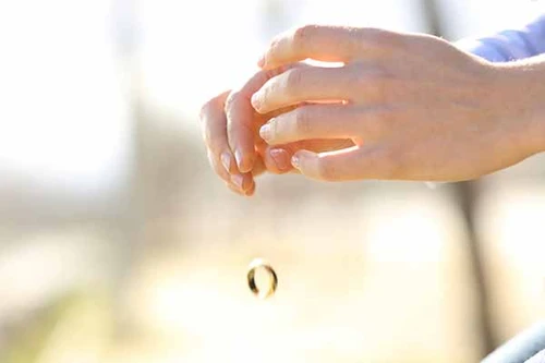 Vì sao chàng sợ ràng buộc?