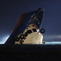 Hồng Kông: Chìm tàu chở khách xem bắn pháo hoa, 36 người chết