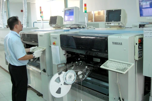 Công nghệ mới giúp đèn compact kích thước nhỏ, tuổi thọ cao