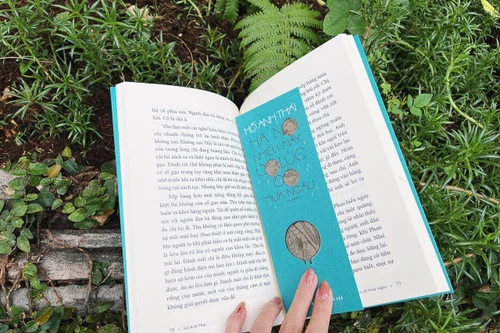 Ấn hành tiểu thuyết huyền ảo “Hà Nội nhiều mây có lúc có mưa ngâu” của nhà văn Hồ Anh Thái 