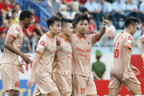 Vì sao CLB Công an Hà Nội chưa thể vô địch sớm?